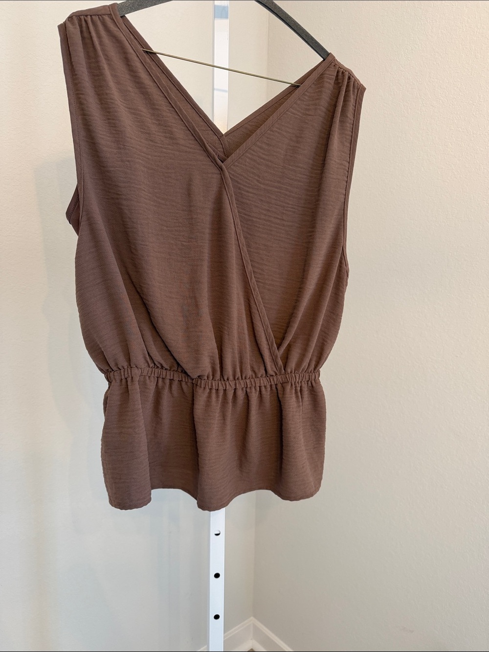 Buckle Brown Sleeveless Surplice Peplum Tank